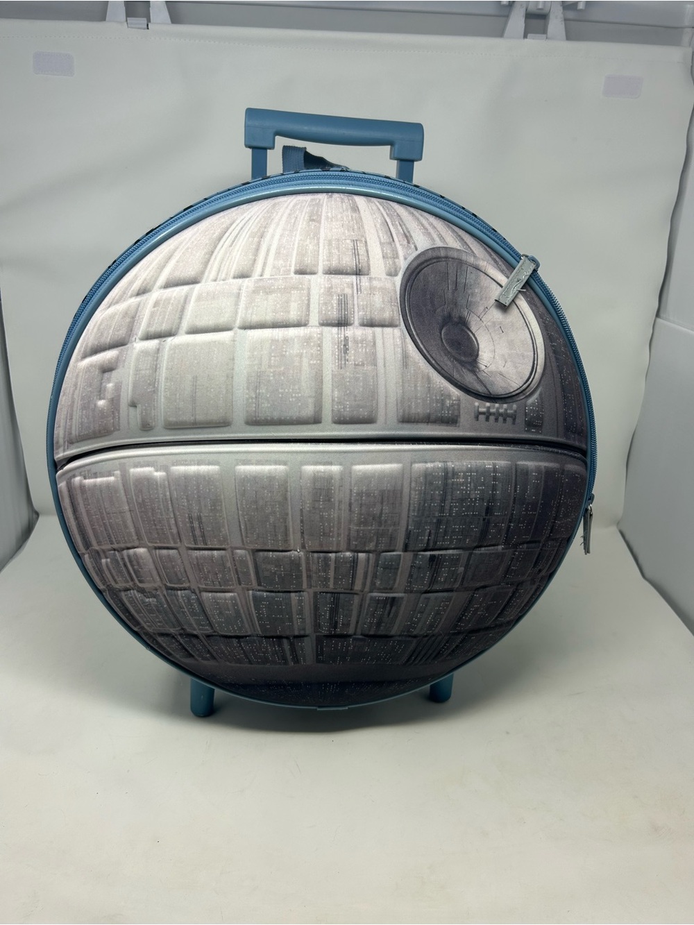 DISNEY STORE DEATH STAR ROLLING LUGGAGE -STAR WARS -CARRY ON SUITCASE